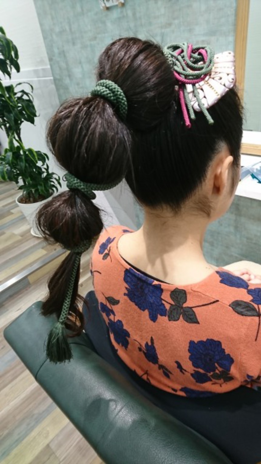 個性的に玉ねぎヘア 結婚式参列ヘアセット ヘアアレンジ ヘアデザインページ詳細 布施 美容室 Hair La Chic ヘアー ラシック